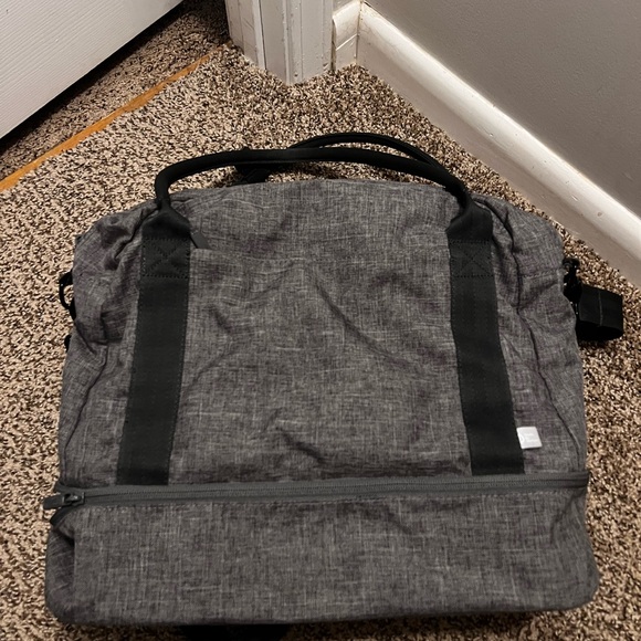 Target Gray Weekender Bag - Picture 3 of 7
